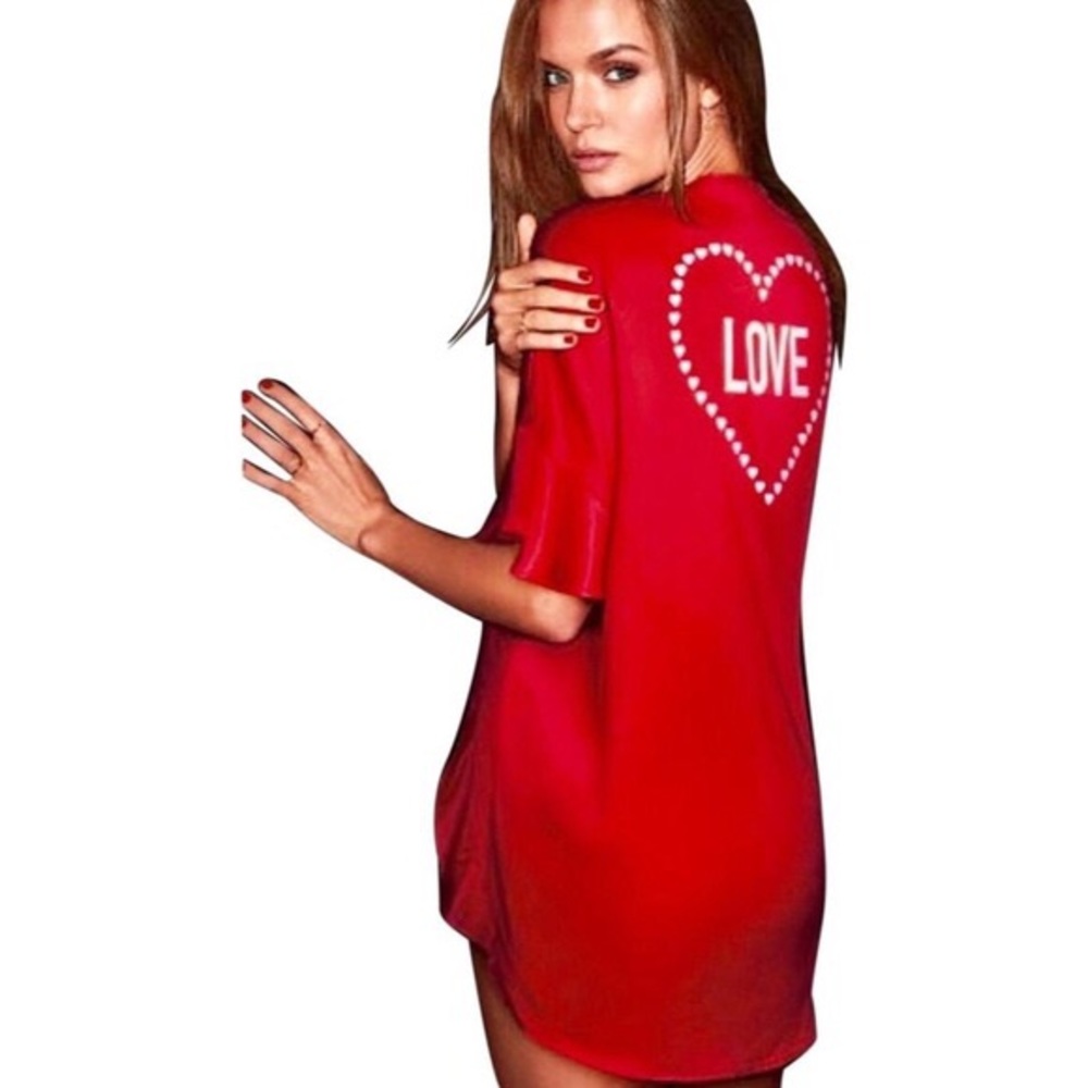 Victoria’s Secret kimono. NWT